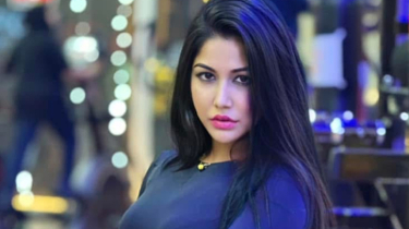 রমজানকে ঘিরে স্বাস্থ্য সচেতনতার বার্তা দিলেন সুমি