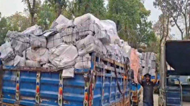 সোনারগাঁয় অবৈধ বইয়ের কারখানা জব্দ