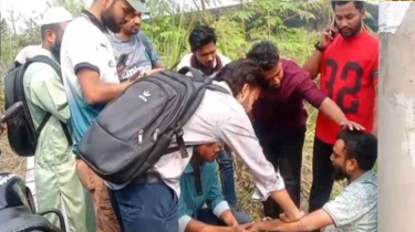 ভরদুপুরে গুলি করে ২ লাখ ৯২ হাজার টাকা লুট