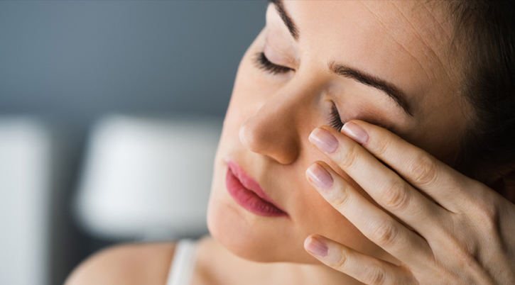 চোখ লাফানো মানে কী? জানুন সত্যিকারের কারণ