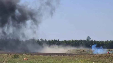 মিয়ানমারের রাখাইন সীমান্তে তিনদিন ধরে গোলাগুলি চলছেই, এপারে আতঙ্ক