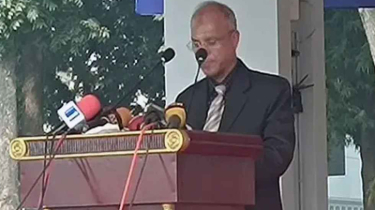 নির্বাচনকালীন প্রার্থী বা এজেন্টের খাবার পুলিশ খেতে পারবে না: স্বরাষ্ট্র উপদেষ্টা