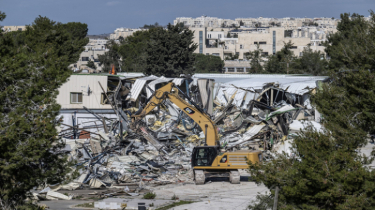 Israel Demolishes UNRWA Buildings in Occupied East Jerusalem Amid Wider Clampdown on Aid Groups