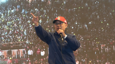 ঢাকায় ভোরে ফিরেছেন তারেক রহমান, ভাসানটেক জনসভা সন্ধ্যায় ঢাকায় ভোরে ফিরেছেন তারেক রহমান, ভাসানটেক জনসভা সন্ধ্যায়