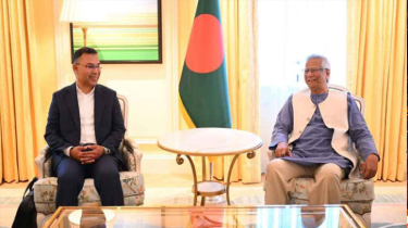 প্রধান উপদেষ্টার বাসভবনে তারেক রহমানের বৈঠক