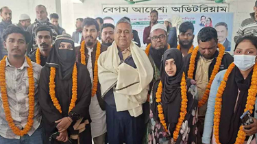 শ্রীপুরে এনসিপি ও ইসলামী আন্দোলনের অর্ধশত নেতাকর্মী বিএনপিতে যোগ