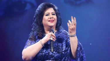 ২৪ জুলাই রুনা লায়লার একক সংগীতানুষ্ঠান, বন্যার্তদের সহায়তায় যাবে টিকিটের অর্থ ২৪ জুলাই রুনা লায়লার একক সংগীতানুষ্ঠান, বন্যার্তদের সহায়তায় যাবে টিকিটের অর্থ