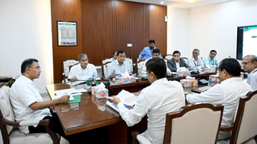 PM Chairs High-Level Meeting on DND Embankment, New Measures Planned to Tackle Waterlogging