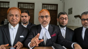 ১৭ ডেপুটি অ্যাটর্নি জেনারেল ও সহকারী অ্যাটর্নি জেনারেলের পদত্যাগ