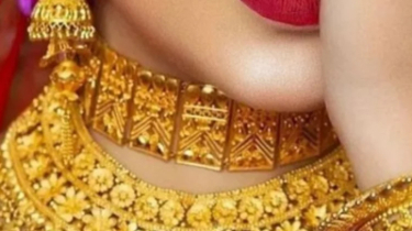 Gold Prices Drop Again in Bangladesh, Tk 4,432 Cut Per Bhori Gold Prices Drop Again in Bangladesh, Tk 4,432 Cut Per Bhori
