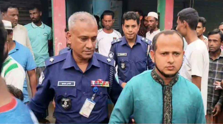 বীজের দোকানে মিলল পেট্রোল, গুণতে হলো মোটা অঙ্কের জরিমানা