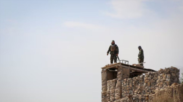 কাবুলের আকাশে পাকিস্তানি বিমানে আফগান বাহিনীর গুলি, দাবি রয়টার্স কাবুলের আকাশে পাকিস্তানি বিমানে আফগান বাহিনীর গুলি, দাবি রয়টার্স