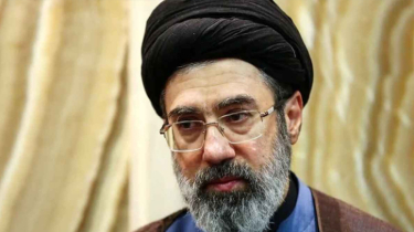 ইরানের সর্বোচ্চ নেতার পদে কে এই মোজতবা খামেনি