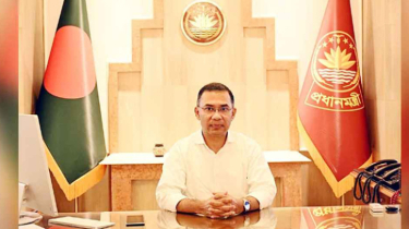 ছুটির দিনেও কাজে ব্যস্ত প্রধানমন্ত্রী তারেক রহমান