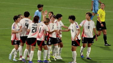 গোলবন্যায় বিধ্বস্ত শেষ পর্যন্ত ‘১১’ গোলে হারল ভারত