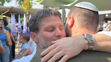 লেবানন সীমান্তে হামলা, জখম ইসরায়েলি মন্ত্রীর ছেলে