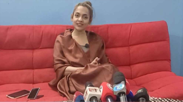 চেয়ারম্যান পদে অংশ নিতে ইচ্ছুক অভিনেত্রী ডা. জাকিয়া কামাল মুন