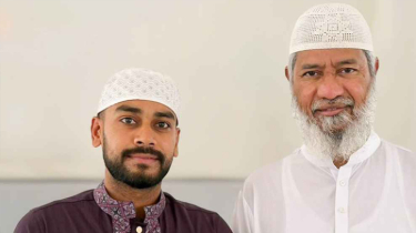 মিরাজের সঙ্গে ছবি দিয়ে আলোচনায় ড. জাকির নায়েক