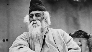 আজ বিশ্বকবি রবীন্দ্রনাথ ঠাকুরের ১৬৫তম জন্মজয়ন্তী পালিত