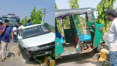 নারায়ণগঞ্জে সিএনজিকে ধাক্কা দিয়ে সড়ক বিভাজকে প্রাইভেটকার, আহত ৩