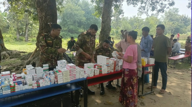 খাগড়াছড়ির দুর্গম নাক্রাইপাড়ায় সেনাবাহিনীর বিনামূল্যে চিকিৎসাসেবা,