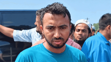 ইনানীতে রিসোর্টে আগুন: ম্যানেজারকে পুলিশি হেফাজতে নেওয়া হয়েছে ইনানীতে রিসোর্টে আগুন: ম্যানেজারকে পুলিশি হেফাজতে নেওয়া হয়েছে