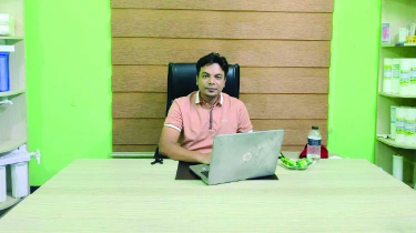 PURE FLOW-এর ব্র্যান্ড অ্যাম্বাসেডর হলেন উপস্থাপক মোহাম্মদ আরিফুল হক সরকার