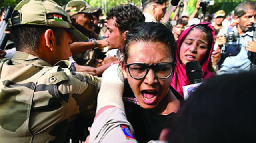 কে এই নেহা বোরা, যিনি ভারতের তরুণদের আন্দোলনের আলোচিত মুখ কে এই নেহা বোরা, যিনি ভারতের তরুণদের আন্দোলনের আলোচিত মুখ