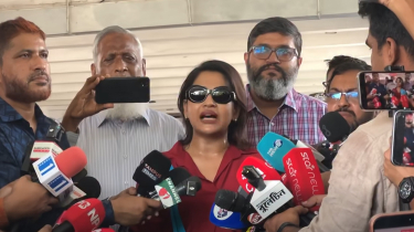 দেশে ফিরেই ‘বড় দল’ আওয়ামী লীগকে লজ্জা শেখালেন বাঁধন দেশে ফিরেই ‘বড় দল’ আওয়ামী লীগকে লজ্জা শেখালেন বাঁধন