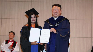কক্সবাজারের মানবপাচার নিয়ে গবেষণা: দক্ষিণ কোরিয়ায় প্রেসিডেন্ট অ্যাওয়ার্ড পেলেন বাংলাদেশি ইয়াসমি কক্সবাজারের মানবপাচার নিয়ে গবেষণা: দক্ষিণ কোরিয়ায় প্রেসিডেন্ট অ্যাওয়ার্ড পেলেন বাংলাদেশি ইয়াসমি