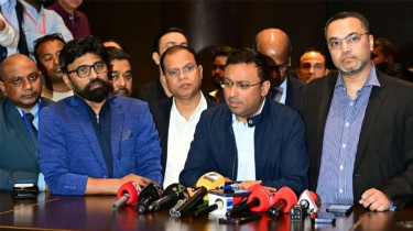 ট্রাম্পের সঙ্গে বৈঠকের সম্ভাবনা, নিউইয়র্কে তারেক রহমানের কূটনৈতিক ব্যস্ততা ট্রাম্পের সঙ্গে বৈঠকের সম্ভাবনা, নিউইয়র্কে তারেক রহমানের কূটনৈতিক ব্যস্ততা