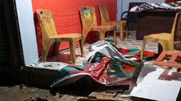 পিরোজপুরে গভীর রাতে বিএনপি কার্যালয়ে তালা ভেঙে ভাঙচুর ও ককটেল উদ্ধার পিরোজপুরে গভীর রাতে বিএনপি কার্যালয়ে তালা ভেঙে ভাঙচুর ও ককটেল উদ্ধার