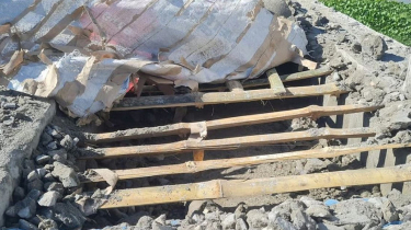 টাঙ্গাইলে সেতুতে রডের বদলে বাঁশ: এলজিইডির কার্যসহকারী হাসমত বরখাস্ত
