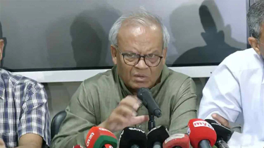 জ্বালানি তেলের দাম বাড়ালেও লিটারে ১৪ টাকা ভর্তুকি দিতে হচ্ছে: রুহুল কবির রিজভী