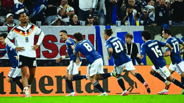 Greece beat Germany for the first time, handing Klopp a winless start